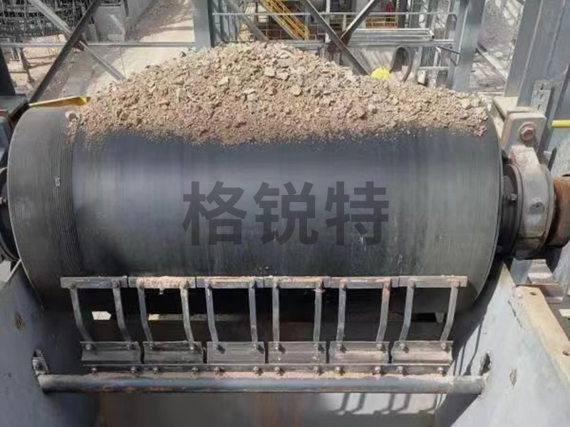 皮帶機(jī)清掃器的類型和特點